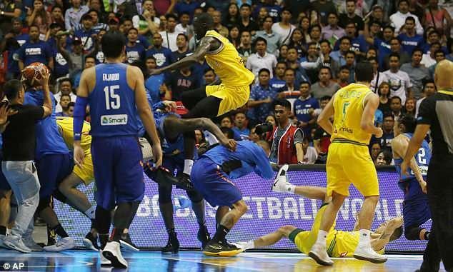 菲律宾vs澳大利亚男篮打架